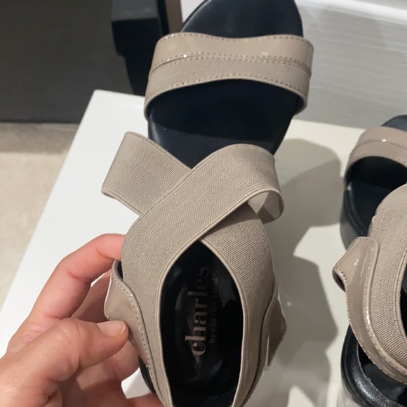 👠Wedges👠 - Picture 3 of 5